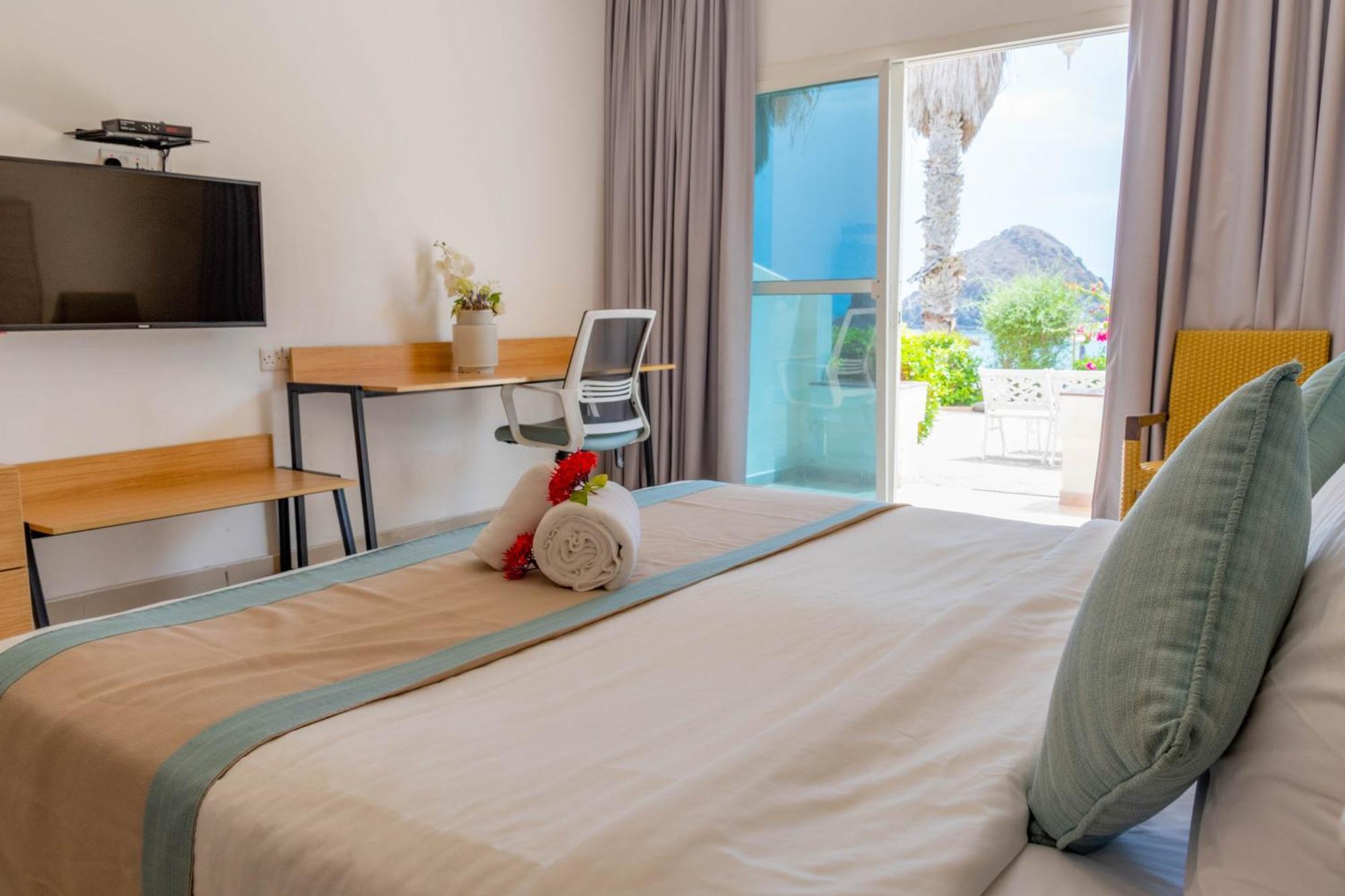 Sandy Beach Hotel & Resort Аль-Ака Екстер'єр фото