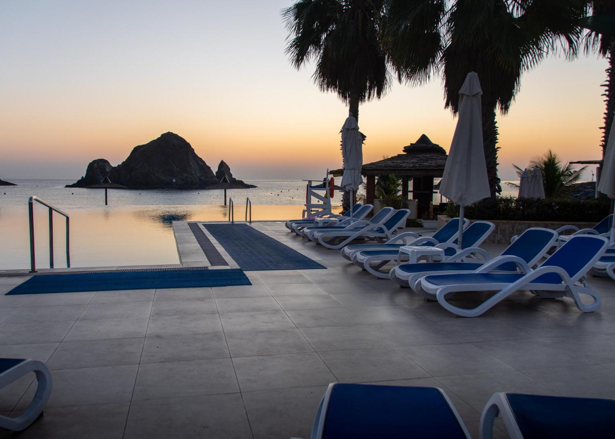Sandy Beach Hotel & Resort Аль-Ака Екстер'єр фото