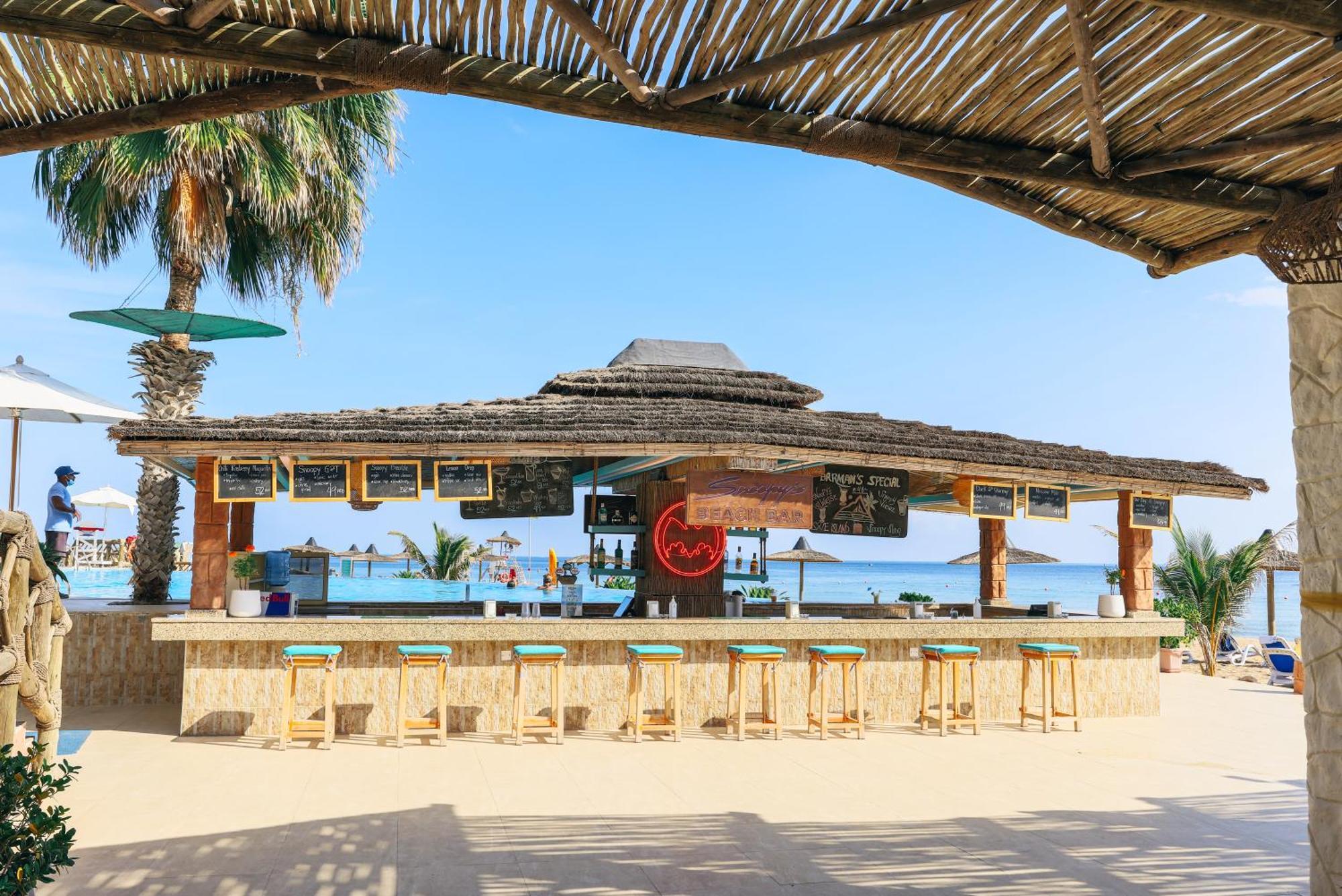 Sandy Beach Hotel & Resort Аль-Ака Екстер'єр фото