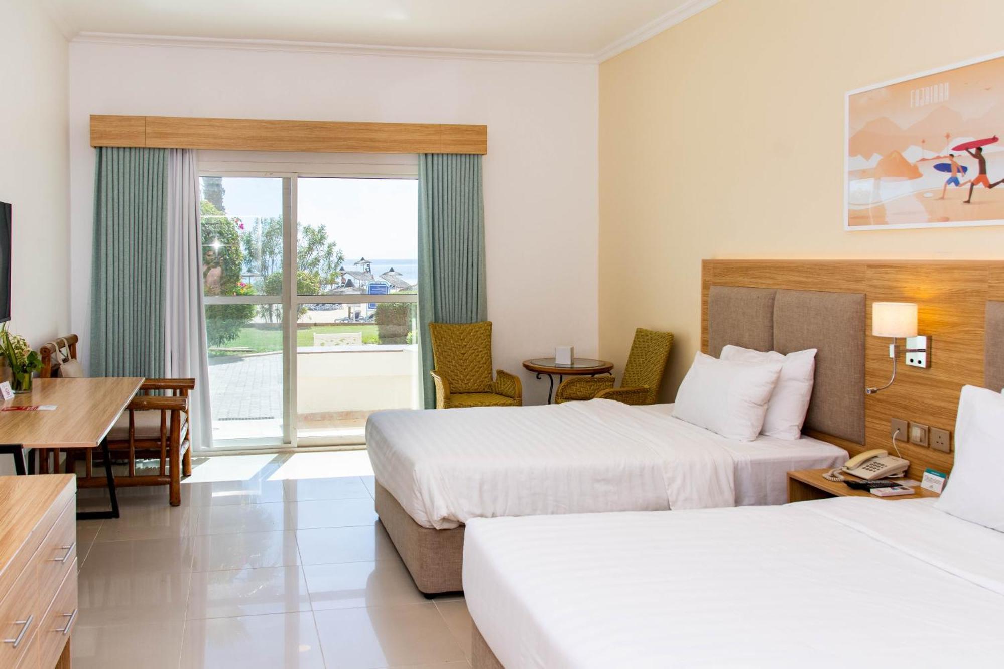 Sandy Beach Hotel & Resort Аль-Ака Екстер'єр фото